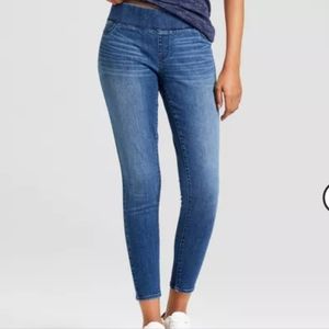 Maternity Jean leggings size 10